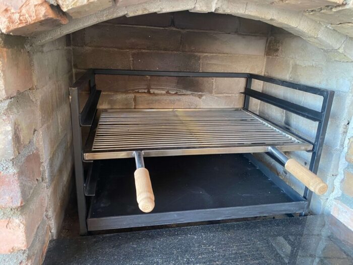 Stalowe wkłady i ruszta do grilli – wykonane na wymiar (7) Stalowe wkłady i ruszta do grilli – wykonane na wymiar (7)