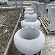 Betonowe donice z Jasła (2)